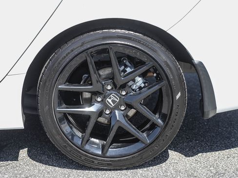 Certified 2024 Honda Civic Sport image 13