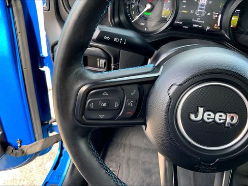 Used 2024 Jeep Wrangler Unlimited Rubicon 4xe AWD/4WD image 20