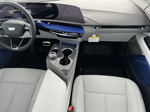 New 2025 Cadillac Optiq Sport 1 image 17