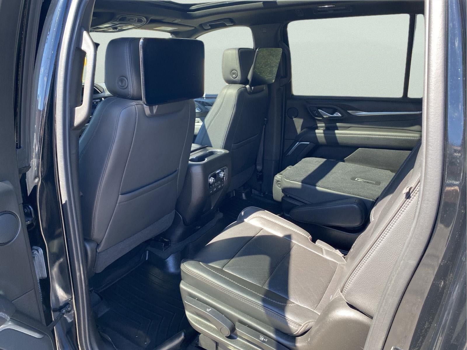 Used 2021 GMC Yukon XL Denali w/ Denali Ultimate Package AWD/4WD image 25