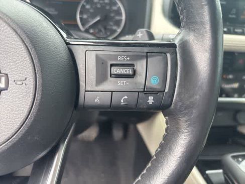 Used 2022 Nissan Rogue SL w/ SL Premium Package FWD image 12