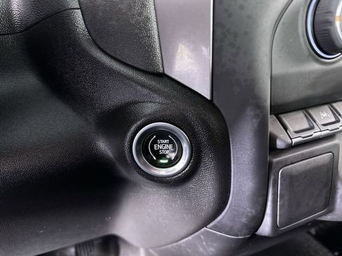 Used 2022 Chevrolet Silverado 1500 W/T w/ WT Value Package image 17