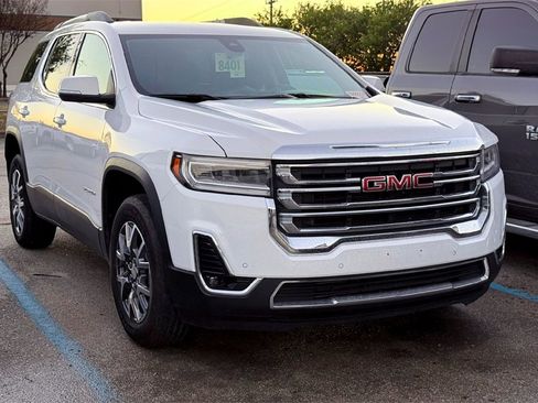 Used 2023 GMC Acadia SLT image 1