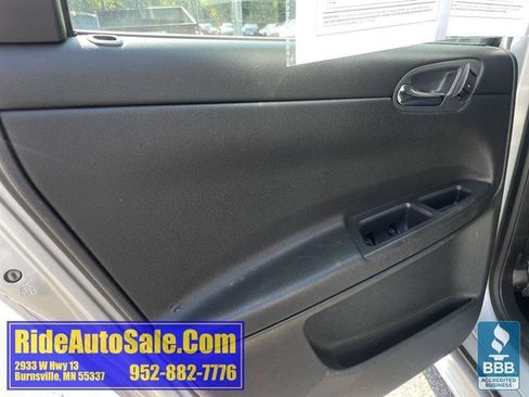 Used 2009 Chevrolet Impala Police FWD image 11