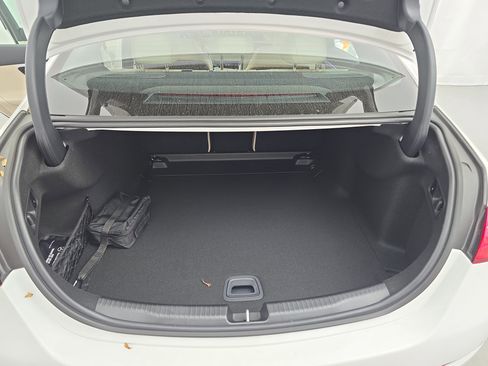 New 2026 Mercedes-Benz C 300 4MATIC Sedan image 12