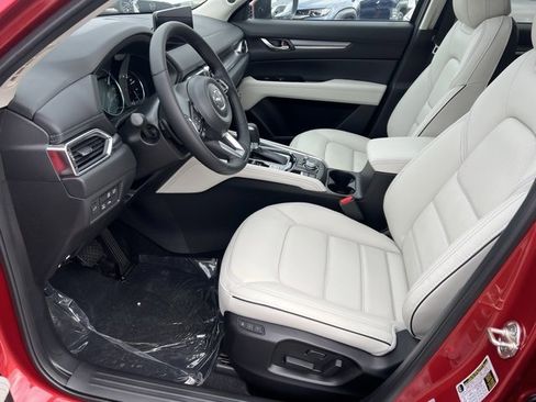 New 2025 MAZDA CX-5 AWD 2.5 S w/ Premium Plus Pkg image 17