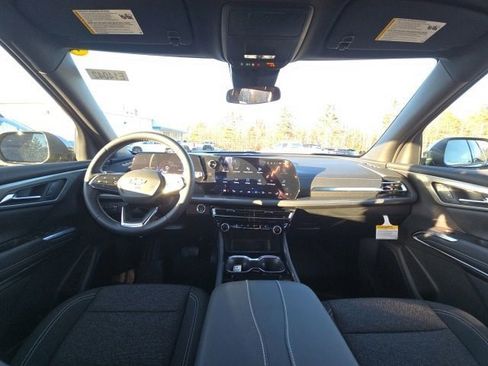 New 2026 Chevrolet Traverse LT w/ LPO, Floor Liner Package image 25