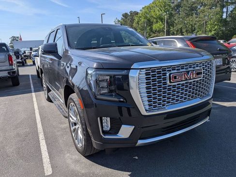 Certified 2024 GMC Yukon Denali w/ Advanced Technology Package image 21