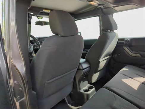 Used 2017 Jeep Wrangler Unlimited Sport image 12