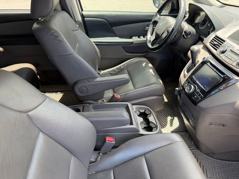Used 2015 Honda Odyssey Touring image 15