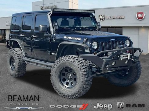 Used 2013 Jeep Wrangler Unlimited Rubicon w/ Connectivity Group AWD/4WD image 1