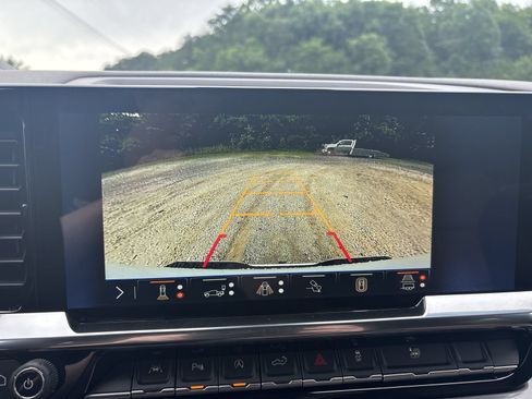 New 2026 Chevrolet Silverado 1500 High Country AWD/4WD image 20