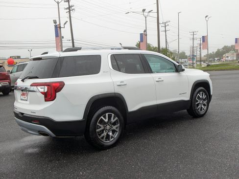 Used 2023 GMC Acadia SLT AWD/4WD image 10