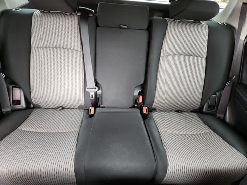 Used 2017 Toyota 4Runner SR5 AWD/4WD image 19