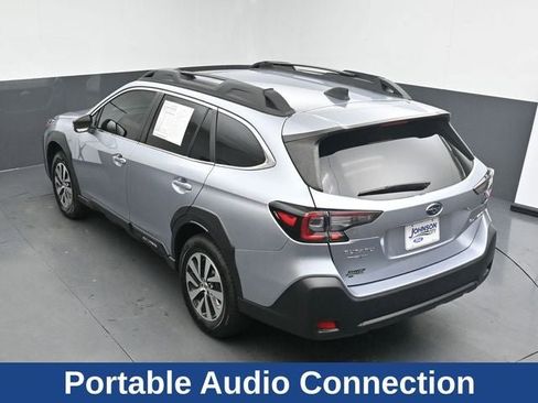 Used 2024 Subaru Outback Premium image 25