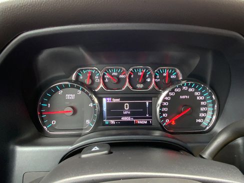 Used 2016 Chevrolet Silverado 2500 LT w/ LT Convenience Package image 11