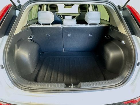 Certified 2023 Kia Niro EX Touring FWD image 26