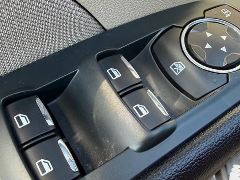 Used 2018 Ford Explorer 4WD image 14