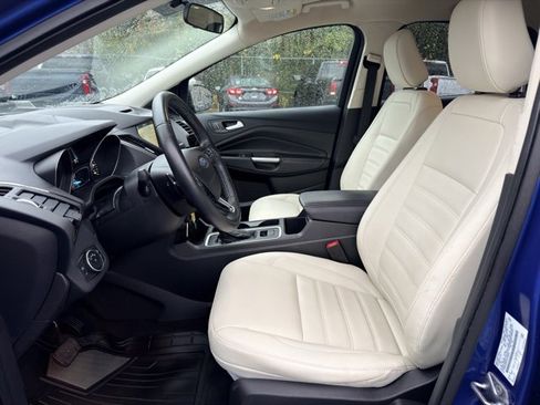 Used 2018 Ford Escape SEL w/ SEL Sport Appearance Package image 5