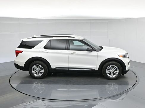 Certified 2023 Ford Explorer XLT image 43