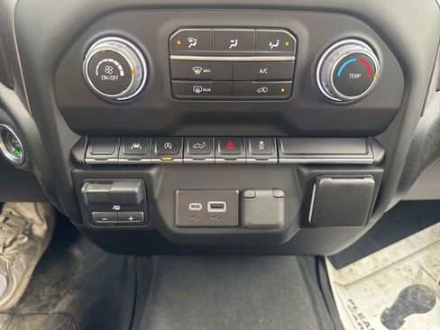 Used 2023 Chevrolet Silverado 1500 Custom AWD/4WD image 18