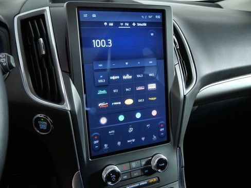 Certified 2024 Ford Edge Titanium w/ Equipment Group 301A AWD/4WD image 20