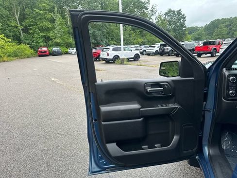 Used 2024 GMC Sierra 1500 Pro w/ Graphite Edition AWD/4WD image 22