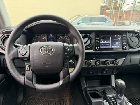 Used 2020 Toyota Tacoma SR image 13