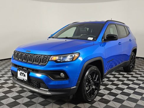 New 2026 Jeep Compass Latitude AWD/4WD image 8