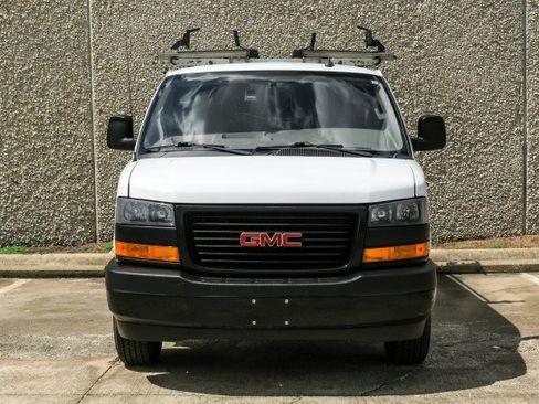 Used 2022 GMC Savana 2500 w/ Driver Convenience Package RWD image 8