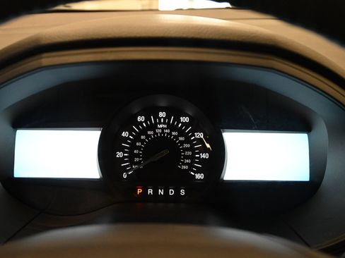 Certified 2024 Ford Edge SEL image 21