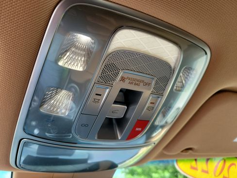 Used 2022 Genesis GV80 2.5T w/ Advanced Package 02 image 21