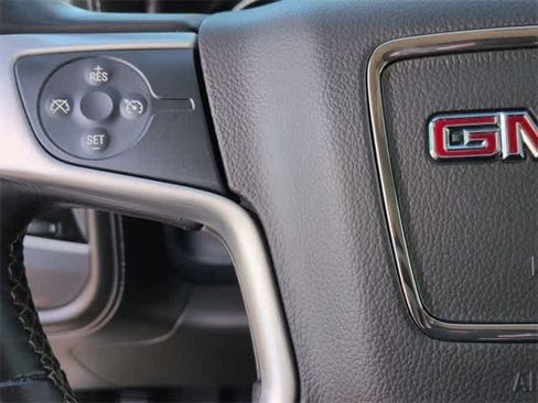 Used 2015 GMC Sierra 1500 SLE w/ SLE Value Package image 24