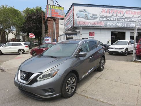 Used 2018 Nissan Murano SL AWD/4WD image 2