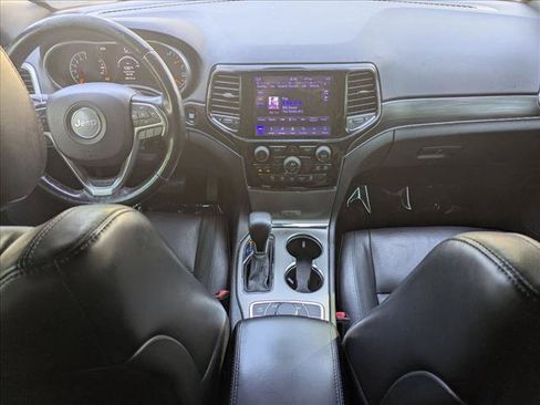 Used 2019 Jeep Grand Cherokee Limited AWD/4WD image 18