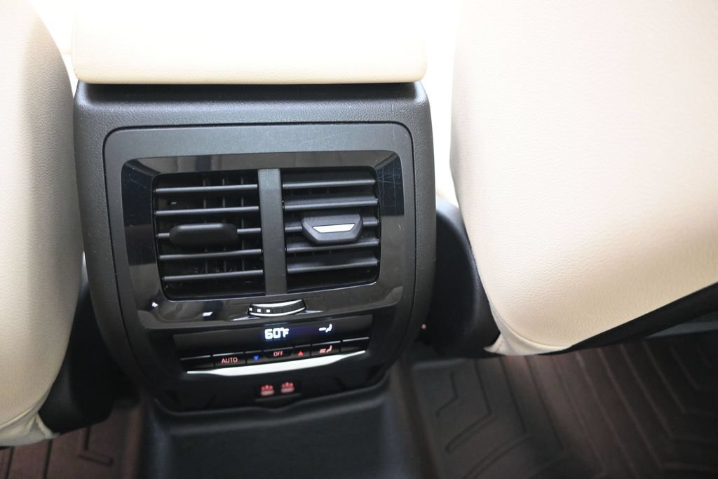 Certified 2024 BMW X3 sDrive30i w/ Convenience Package w/ZPA RWD image 18