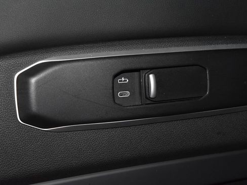 Certified 2024 BMW X7 xDrive40i AWD/4WD image 22