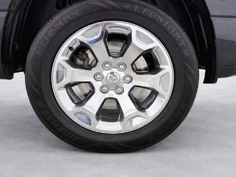 Used 2020 RAM 1500 Big Horn RWD image 28