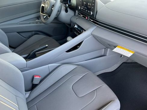 New 2026 Hyundai Elantra Sport FWD image 14