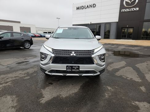 Used 2024 Mitsubishi Eclipse Cross SE AWD/4WD image 2