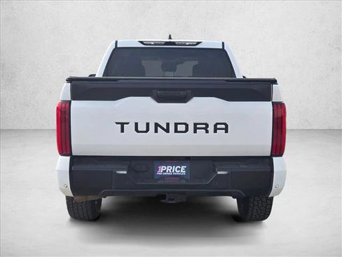 Used 2022 Toyota Tundra SR5 w/ Convenience Package image 6