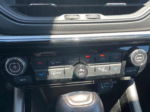 Certified 2024 Jeep Compass Trailhawk AWD/4WD image 23