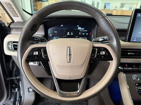 Used 2020 Lincoln Aviator Reserve w/ Elements Package Plus image 16