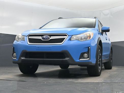Used 2016 Subaru Crosstrek 2.0i Limited w/ Popular Package #2 image 39