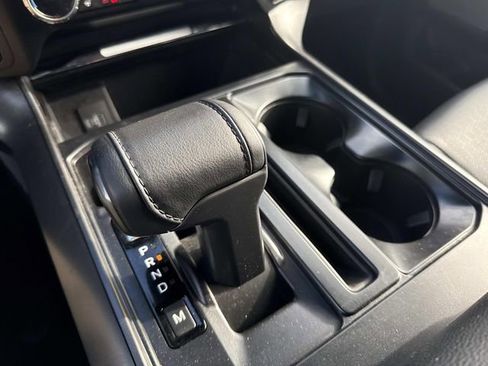 Certified 2024 Ford F150 Lariat image 32