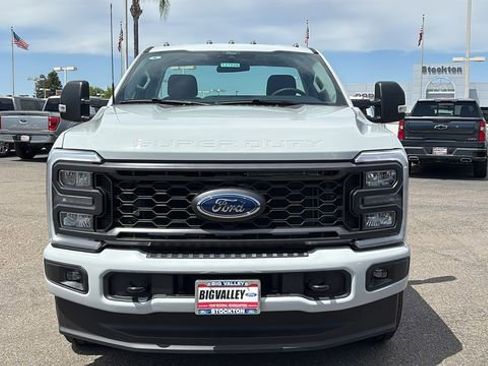 New 2026 Ford F250 XL w/ STX Appearance Package AWD/4WD image 8