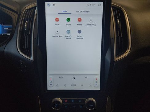 Used 2024 Ford Edge SEL image 25