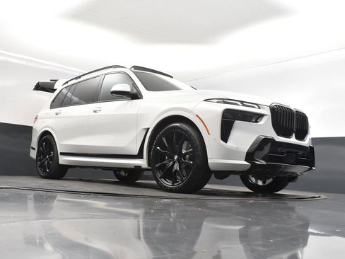 New 2026 BMW X7 xDrive40i w/ M Sport Package AWD/4WD image 45