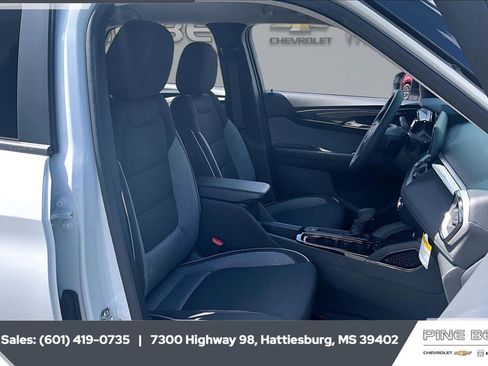 New 2026 Chevrolet TrailBlazer LS w/ LS Convenience Package FWD image 6