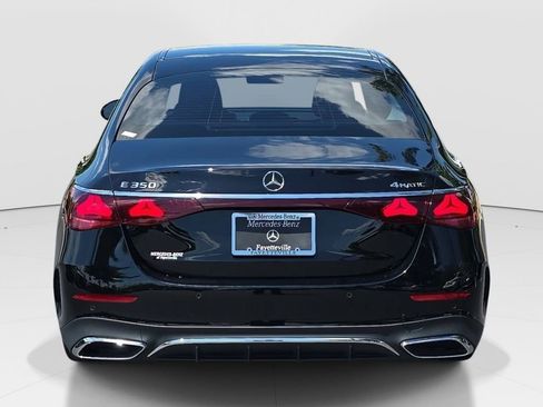 Used 2024 Mercedes-Benz E 350 4MATIC Sedan image 6